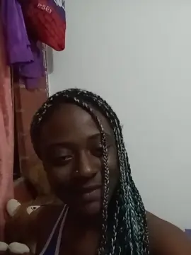 Dulcebom  live sex cam