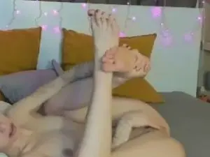 IninityKittyx  live sex cam