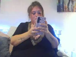 RoxLeviXoxo  live sex cam