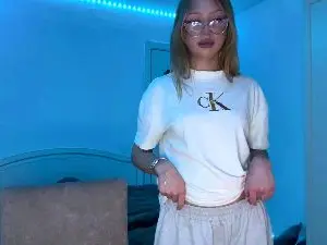 ShaquanaGruell  live sex cam