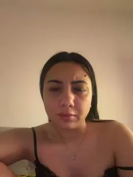Airam22  live sex cam