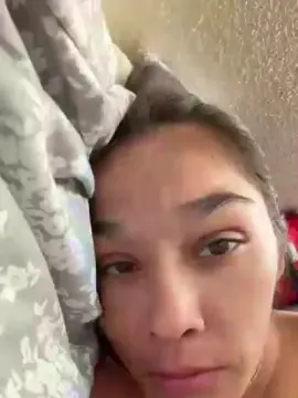 Babylulaluna  live sex cam