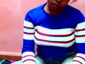 Canellia  live sex cam