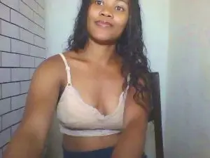 Dillianah2625  live sex cam