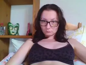 QueenDiva30  live sex cam