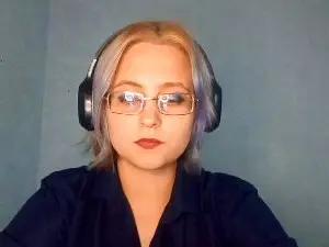 RennaTitch  live sex cam