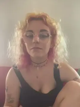 Emy_2002  live sex cam