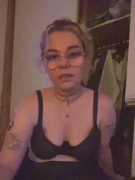 Emy_2002  live sex cam