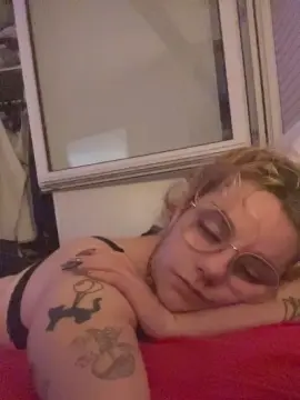 Emy_2002  live sex cam
