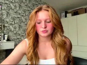 LoriaWheatly  live sex cam