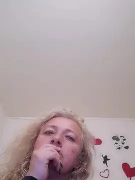 Sofia_curvy80  live sex cam