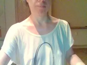 Linabella2  live sex cam
