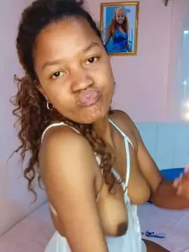 CelenaGomez  live sex cam