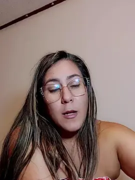 Giapajon  live sex cam