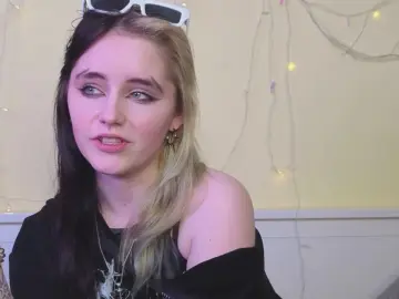 MarianEdgin  live sex cam