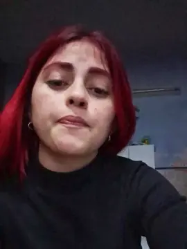 Lucia18  live sex cam