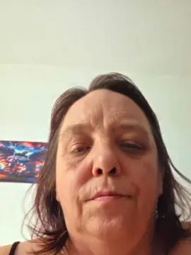 ReifeDame77  live sex cam