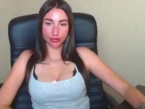 Cammila_horn  live sex cam