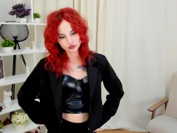 CariLobingier  live sex cam