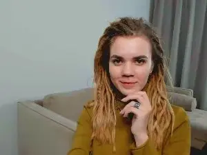 EmelineHudes  live sex cam