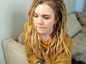 EmelineHudes  live sex cam