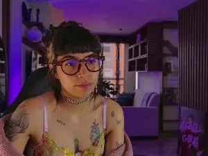 QueenDesiree  live sex cam