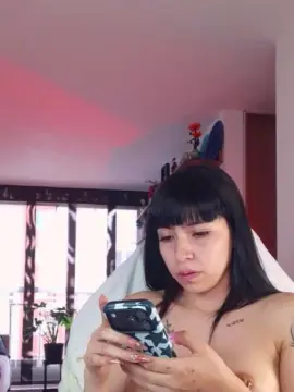 QueenDesiree  live sex cam