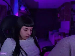 QueenDesiree  live sex cam