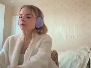 CarlottaMilano  live sex cam
