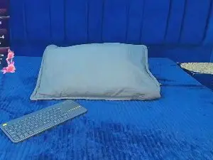 Tiiny_emilly  live sex cam