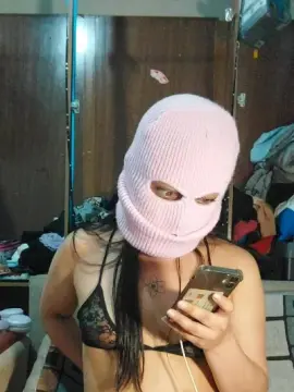 Trufitaaa333  live sex cam