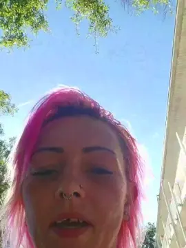 Christy4me  live sex cam