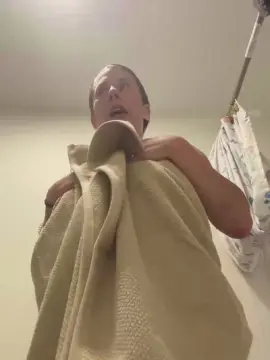 EyesBlue4Me  live sex cam