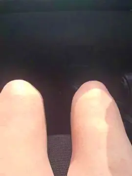 Curvysexysluty  live sex cam