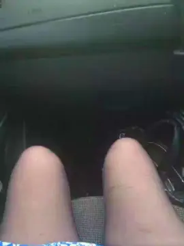 Curvysexysluty  live sex cam