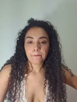 Luna1611  live sex cam
