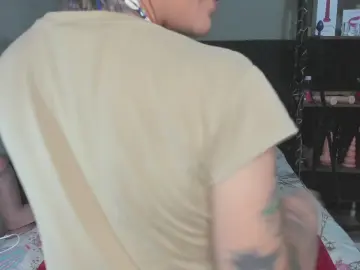 Shadia_Squirt  live sex cam