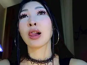 Honeyy_yani  live sex cam