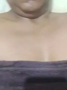Thatarada23  live sex cam