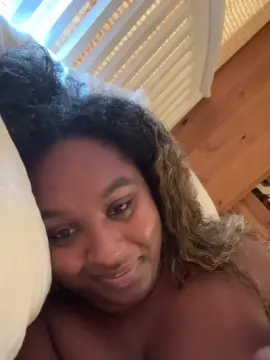 KissedByKloe  live sex cam