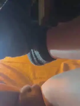 Pralinettedu25  live sex cam