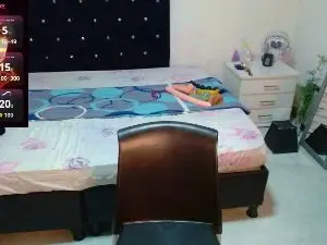 Soniaplayboobs  live sex cam