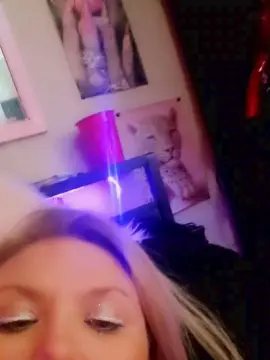 Lusciouskim  live sex cam