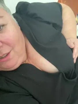 THALIE211975  live sex cam