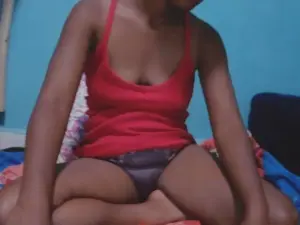 Aliah777  live sex cam