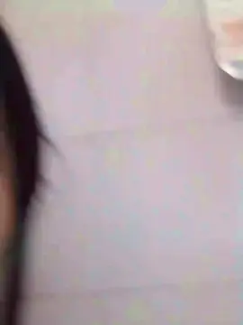Derlyw  live sex cam