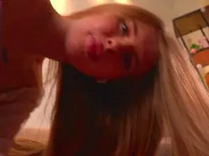 HeeEstell  live sex cam