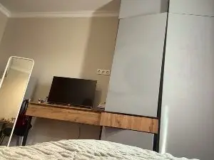 LaureneCables  live sex cam