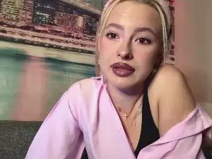 LaurelFairburn  live sex cam