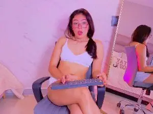 Mia_Cullen  live sex cam